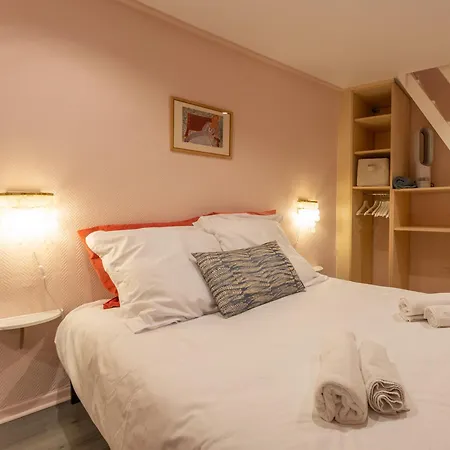 Duplex Historique Coeur Marais Appartamento