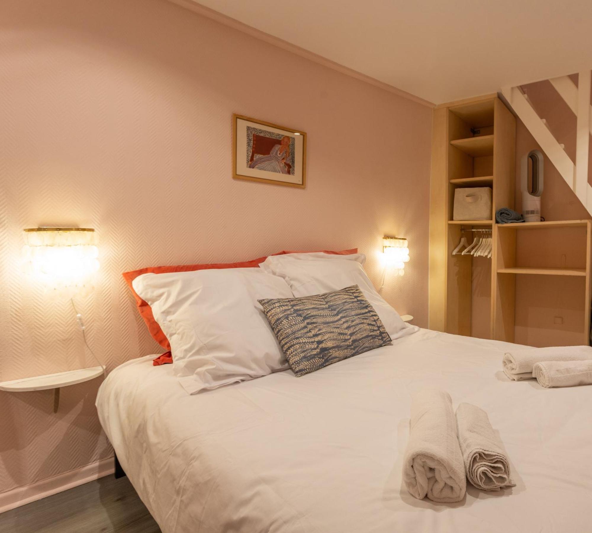 Duplex Historique Coeur Marais Appartamento